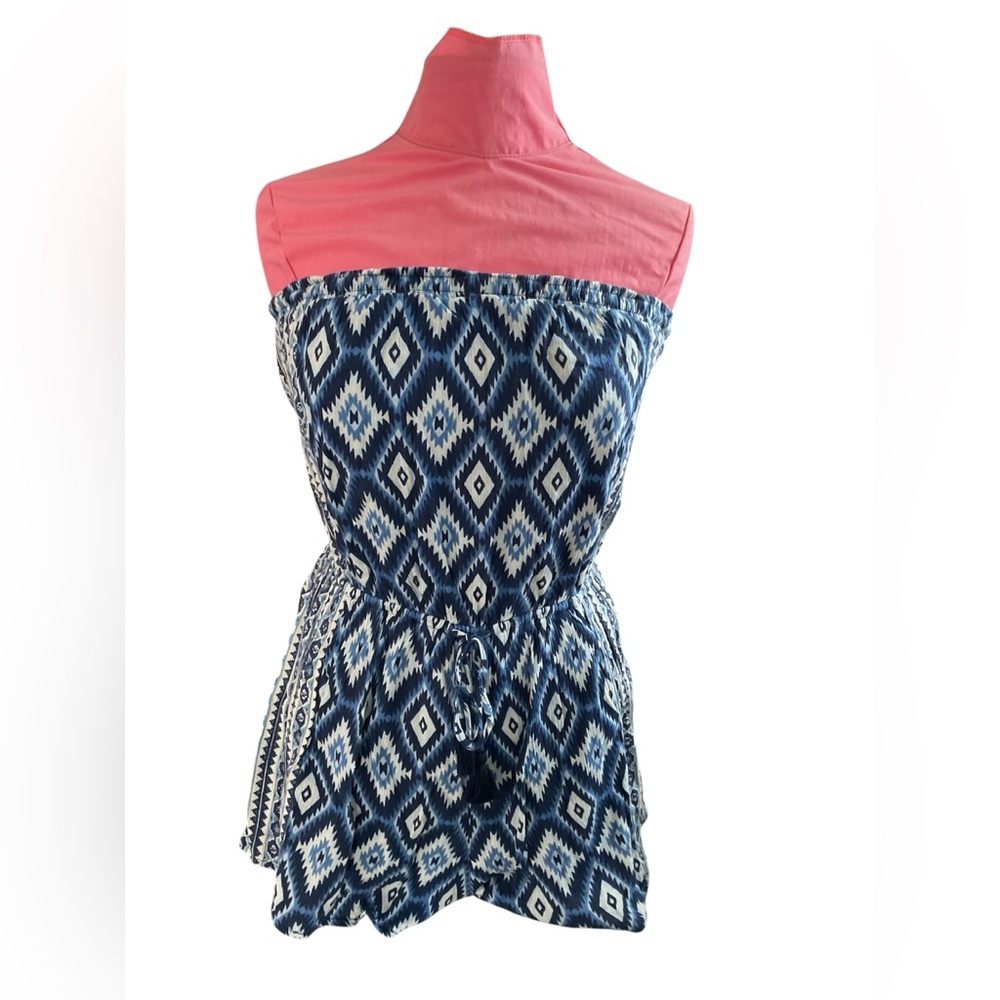 Hollister White and Blue Patterned Romper, Size M